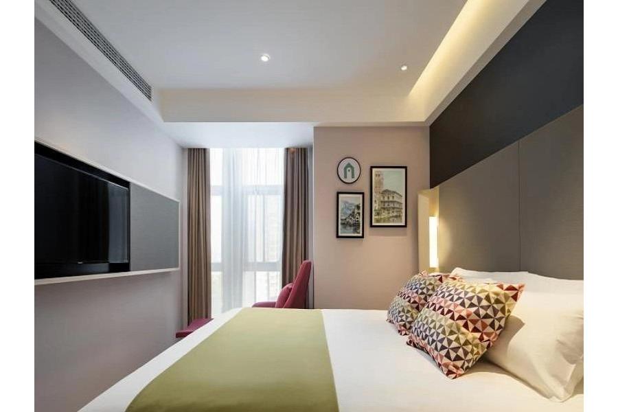 Campanile Hotel Wuhan Zhongnan Road Metro Station Exterior photo
