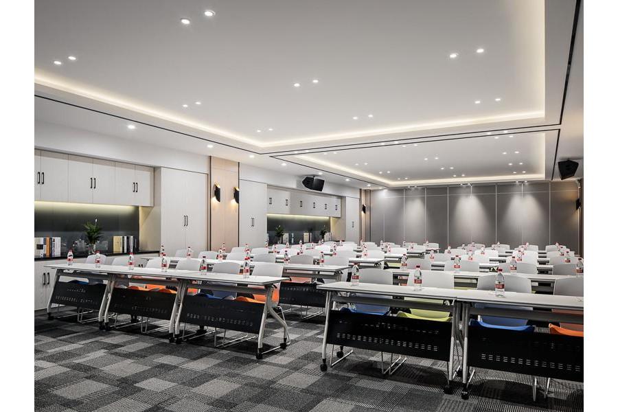 Campanile Hotel Wuhan Zhongnan Road Metro Station Exterior photo