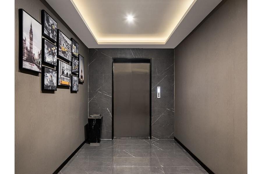 Campanile Hotel Wuhan Zhongnan Road Metro Station Exterior photo